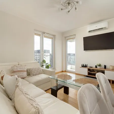 Exceptional Apartment With Parking For 6 Guests By Noclegi Renters Wroclaw Exterior photo
